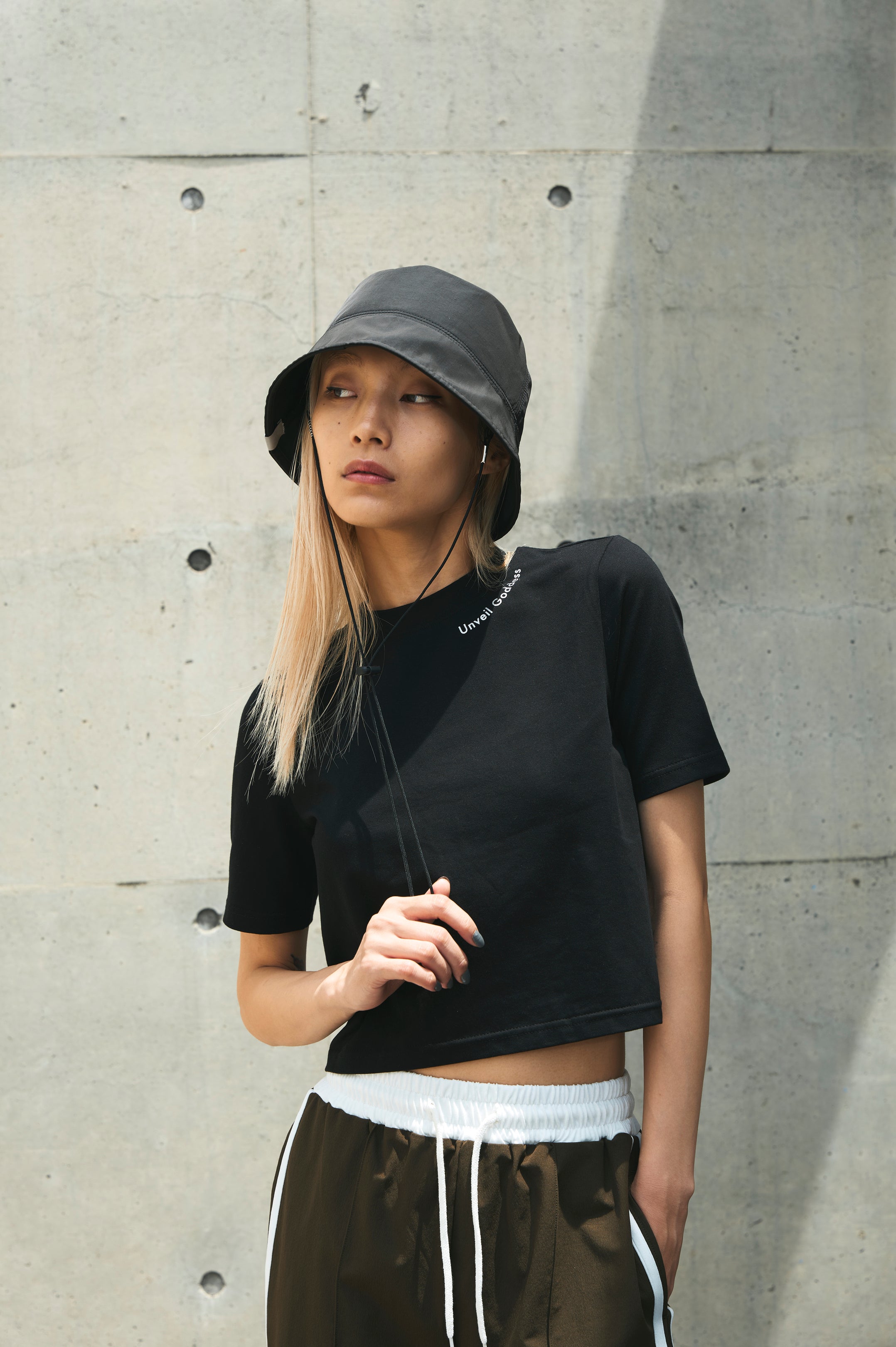 Compact Back Open Tee – 福寿外貌 Compact Back Open Tee – 福寿外貌