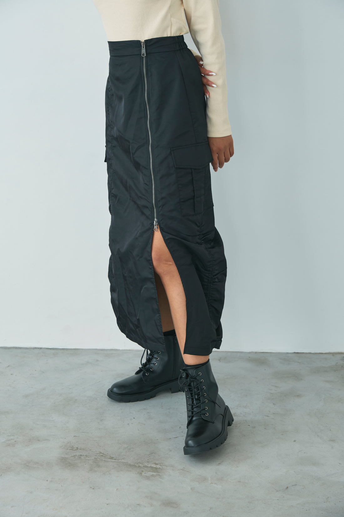 Nylon cargo skirt