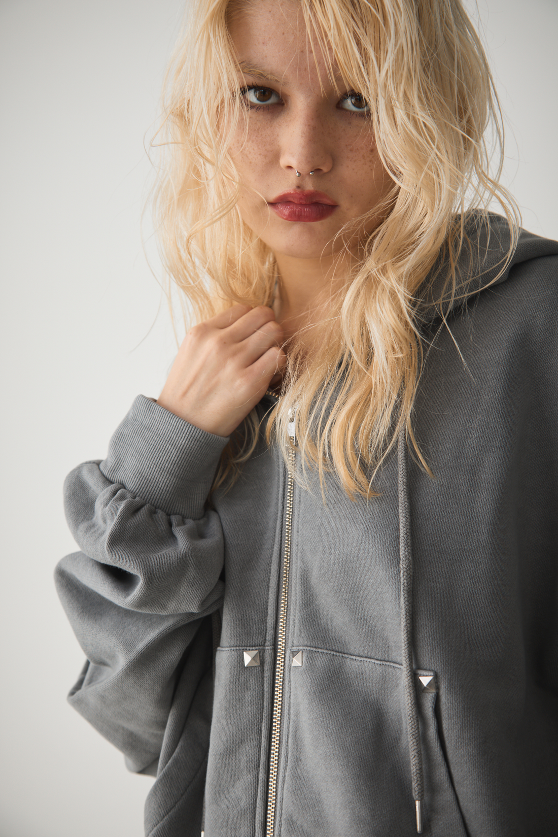 Studs zip parker – 福寿外貌 Studs zip parker – 福寿外貌